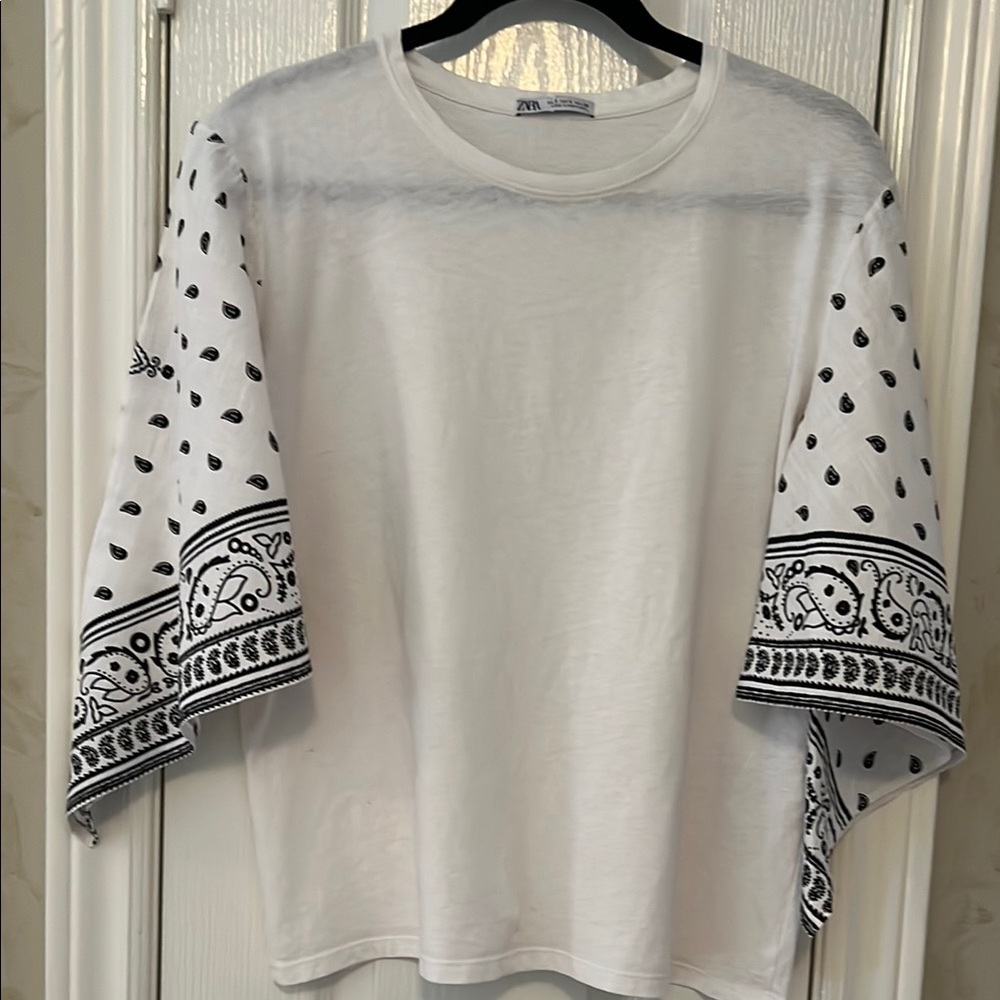 Zara Off White Top with Black Patterned Wide Sleeves